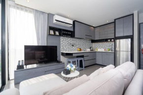Tropical & Relaxing Stay at Citygate Suite L304, Top Amenities, close to FantaSea and Café Del Mar Kamala Beach Club